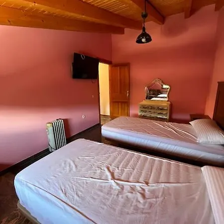 Casa En El Parque Natural Hoces Del Rio Riaza * Montejo de la Vega de la Serrezuela